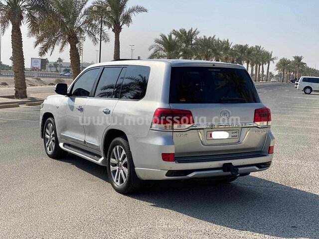 2018 Toyota Land Cruiser