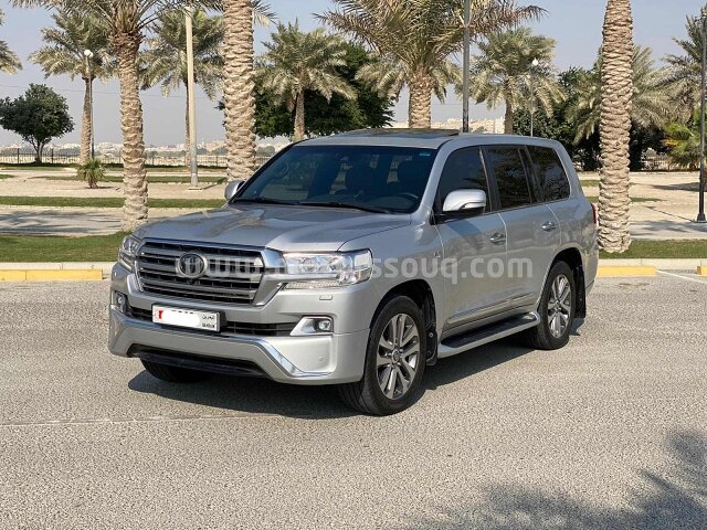 2018 Toyota Land Cruiser