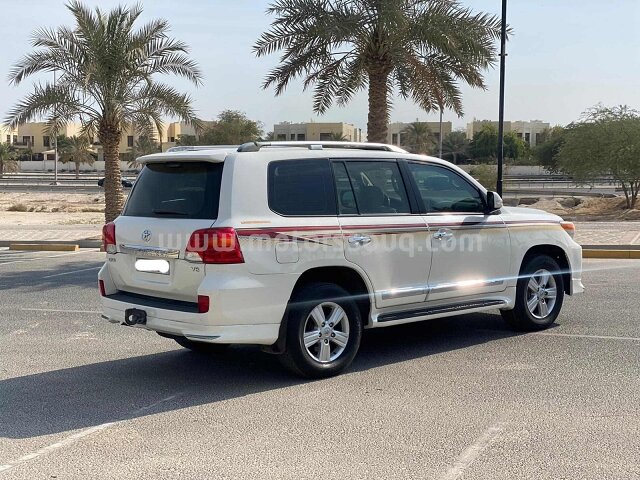 2013 Toyota Land Cruiser
