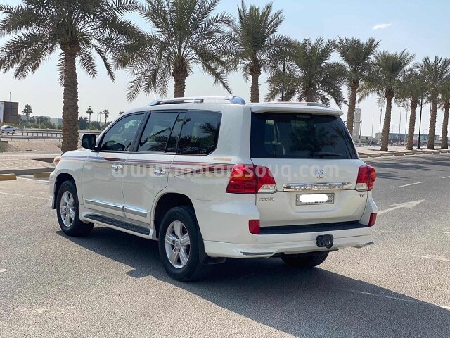 2013 Toyota Land Cruiser