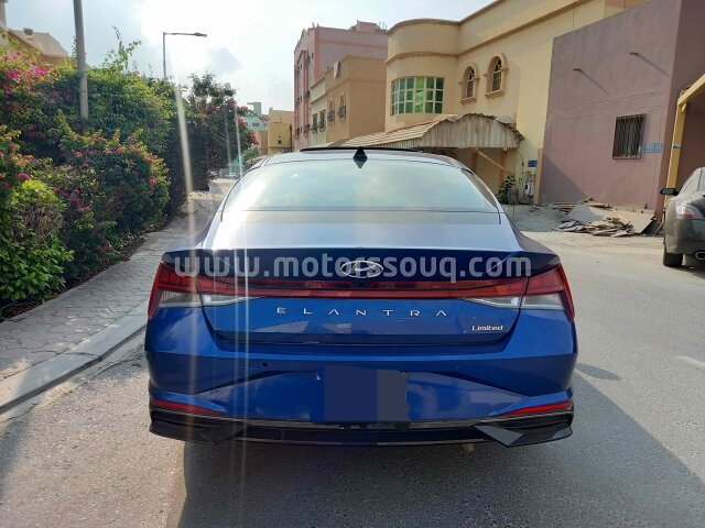 2021 هيونداي إلنترا