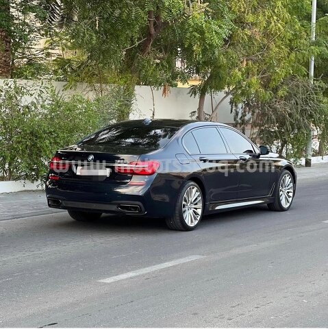 2016 BMW 750