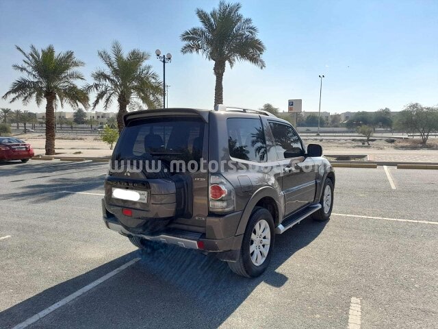 2011 Mitsubishi Pajero