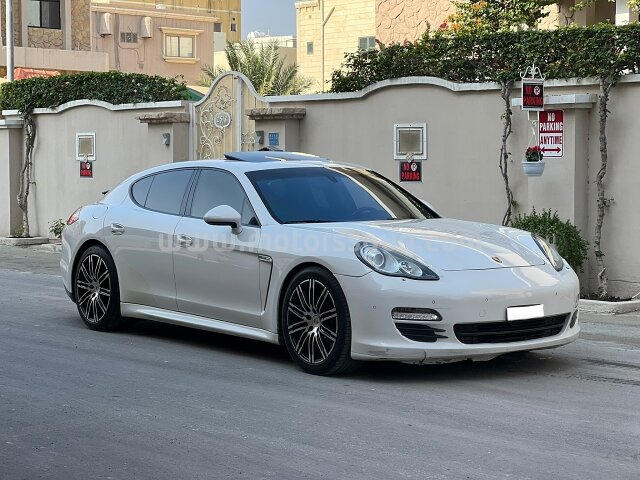 2012 Porsche Panamera