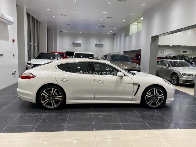 2011 Porsche Panamera