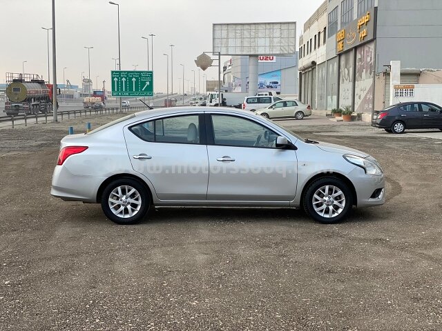 2019 نيسان صني
