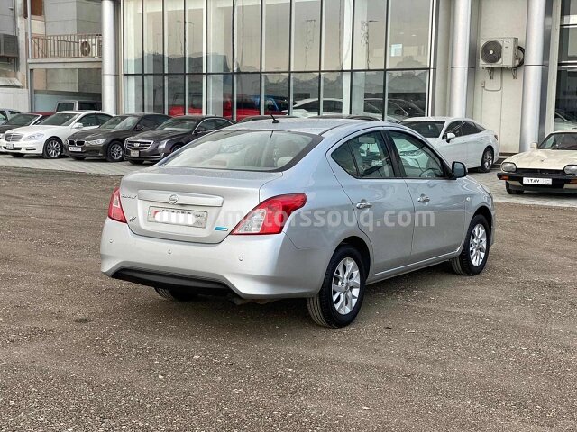 2019 نيسان صني