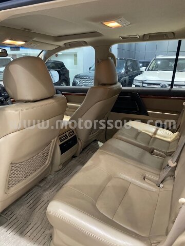 2013 Toyota Land Cruiser