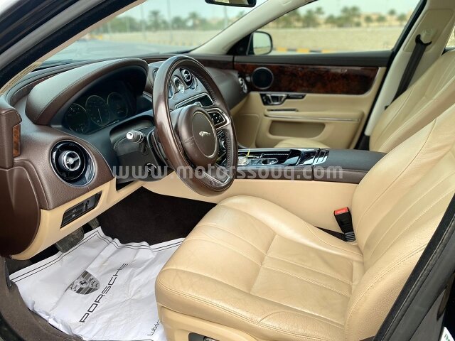 2015 Jaguar XJ