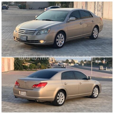 2005 تويوتا أفالون