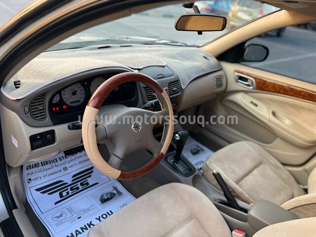 2005 Nissan Sunny