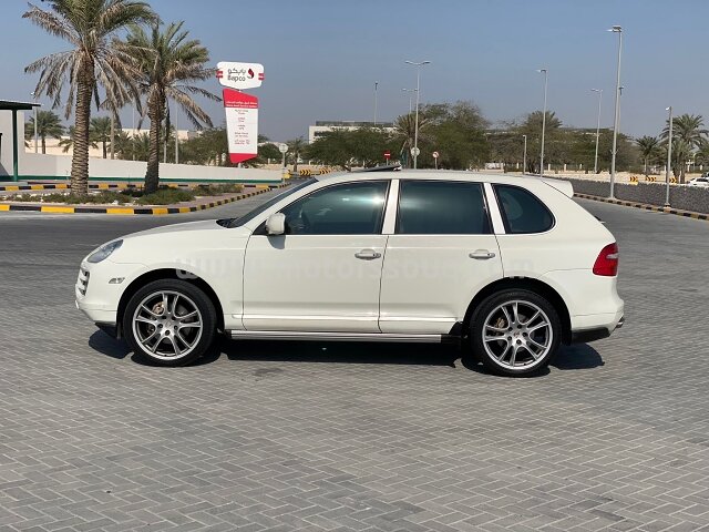 2010 Porsche Cayenne