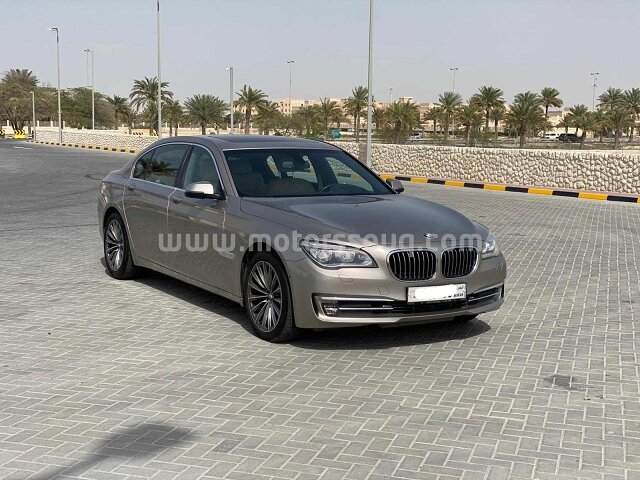 2015 بي إم دبليو الفئة السابعة