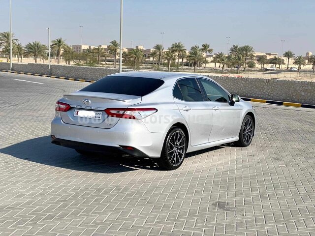 2019 تويوتا كامري