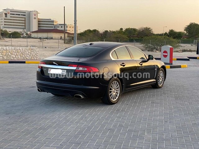 2011 Jaguar XF