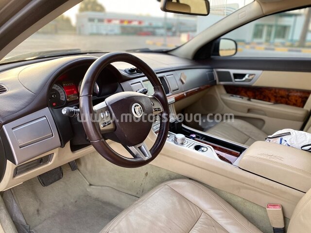 2011 Jaguar XF