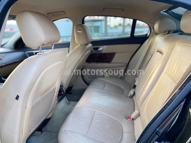 2011 Jaguar XF