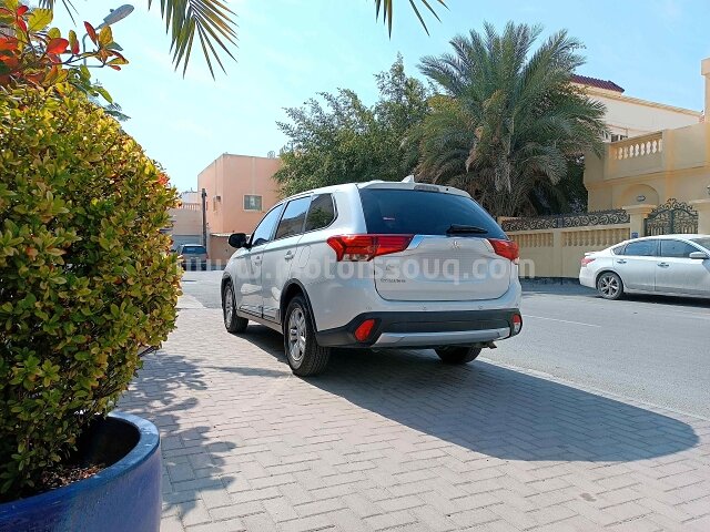2018 Mitsubishi Outlander