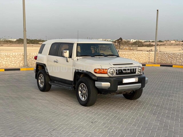 2012 تويوتا إف جيه