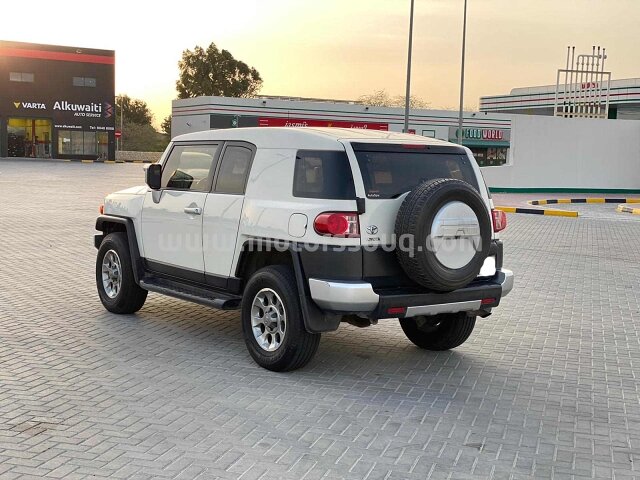 2012 Toyota FJ