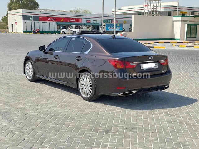 2012 لكزس جي إس