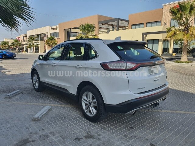 2016 فورد إيدج