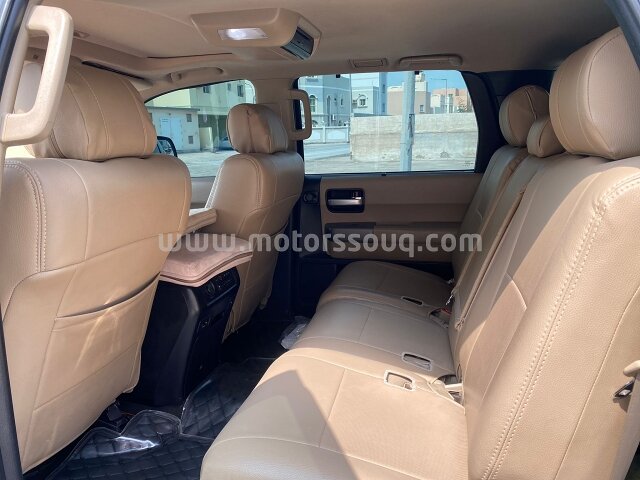 2014 Toyota Sequoia