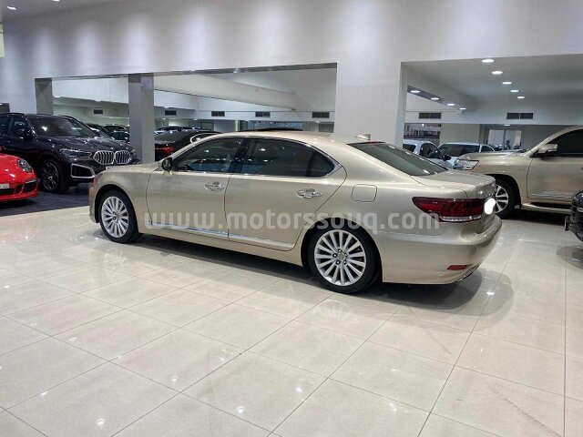 2015 Lexus LS