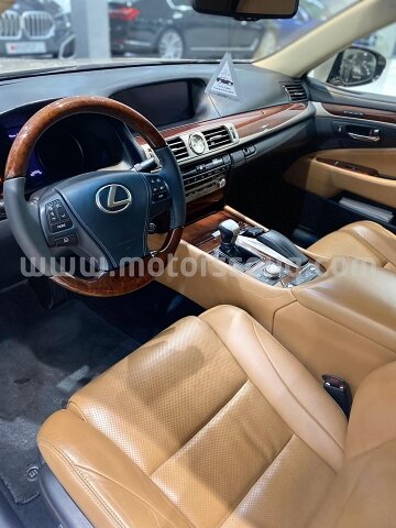 2015 Lexus LS