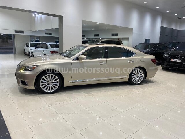2015 Lexus LS