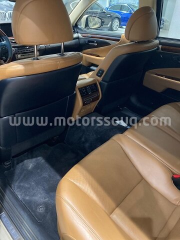 2015 Lexus LS