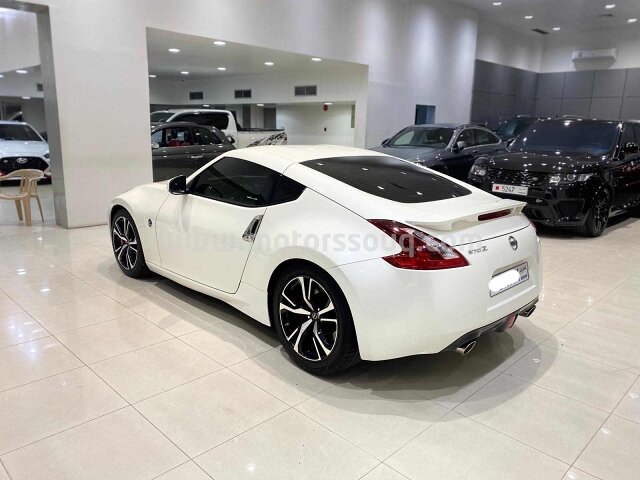 2018 Nissan ZX