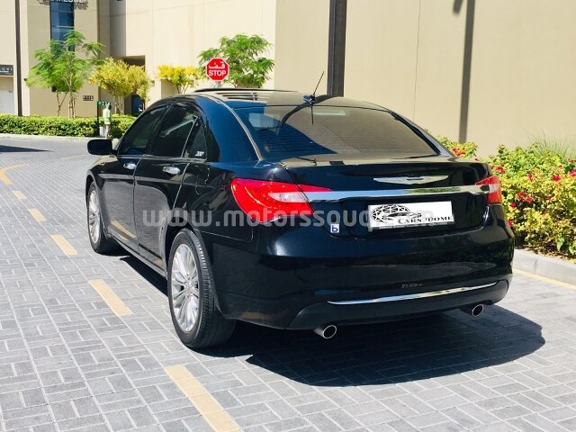 2012 كرايسلر 300