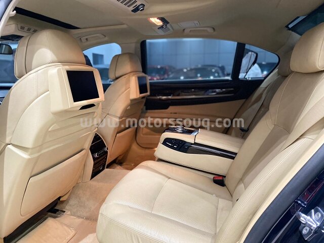 2009 BMW 7-SERIES