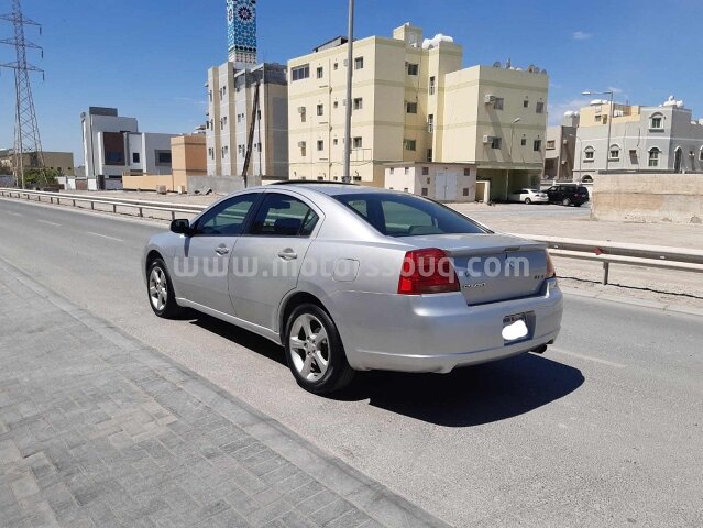 2008 Mitsubishi Galant