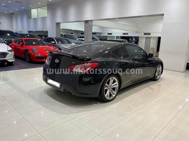 2010 Hyundai Genesis