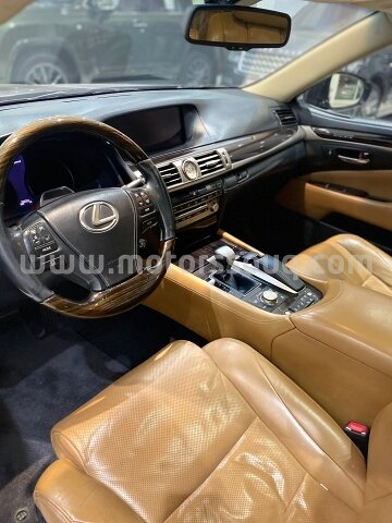 2013 Lexus LS