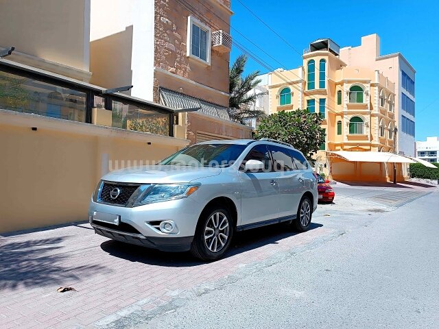 2015 نيسان باث فايندر