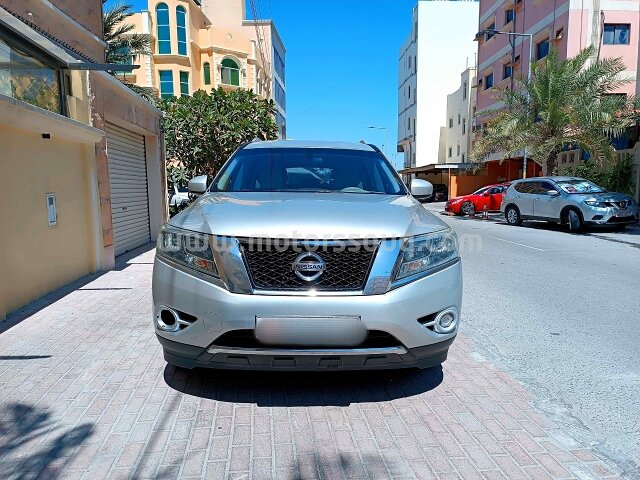 2015 نيسان باث فايندر