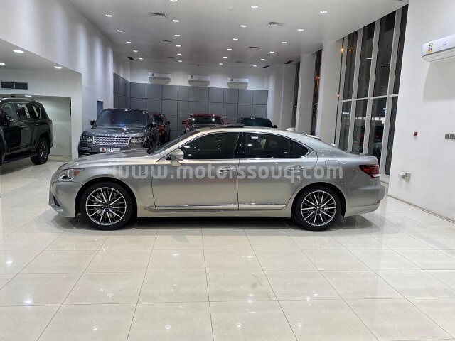 2016 Lexus LS