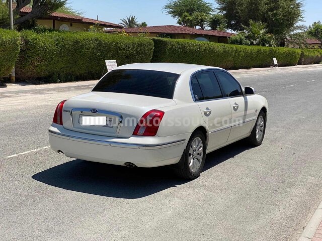2009 KIA Opirus