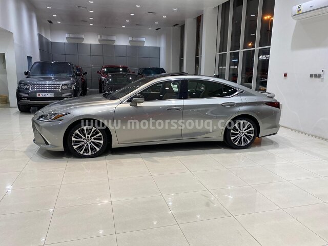 2019 Lexus ES
