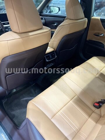 2019 Lexus ES