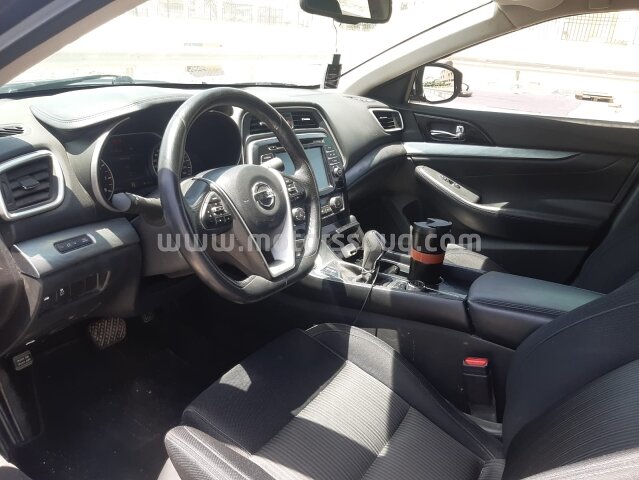 2016 Nissan Maxima