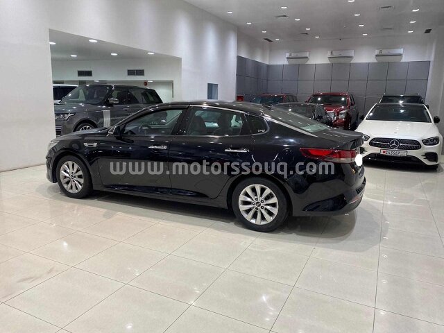 2017 KIA Optima