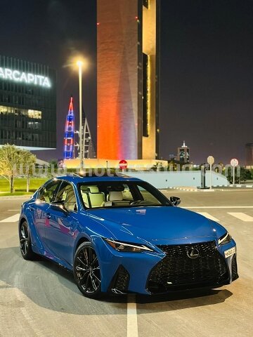 2021 Lexus IS