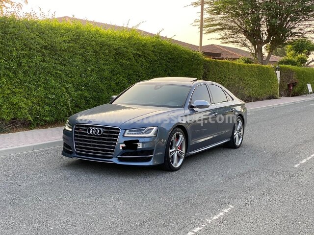 2015 Audi S8
