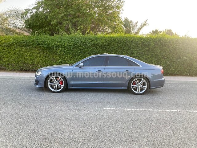 2015 Audi S8