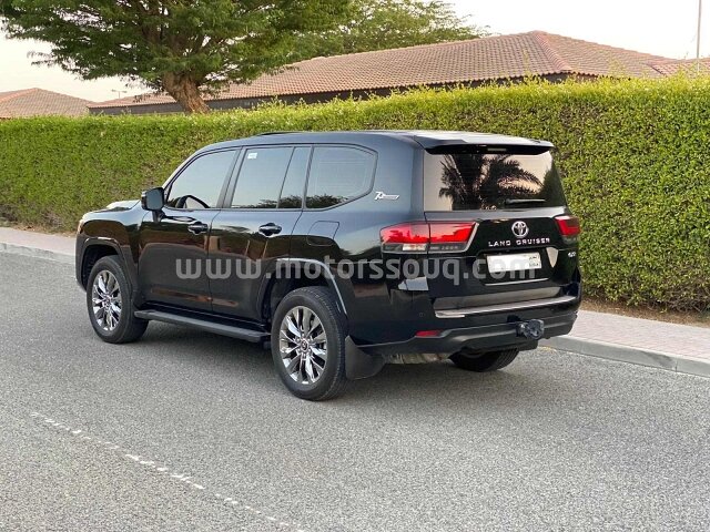 2022 Toyota Land Cruiser