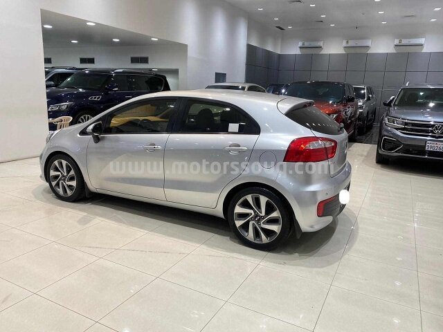 2016 KIA RIO
